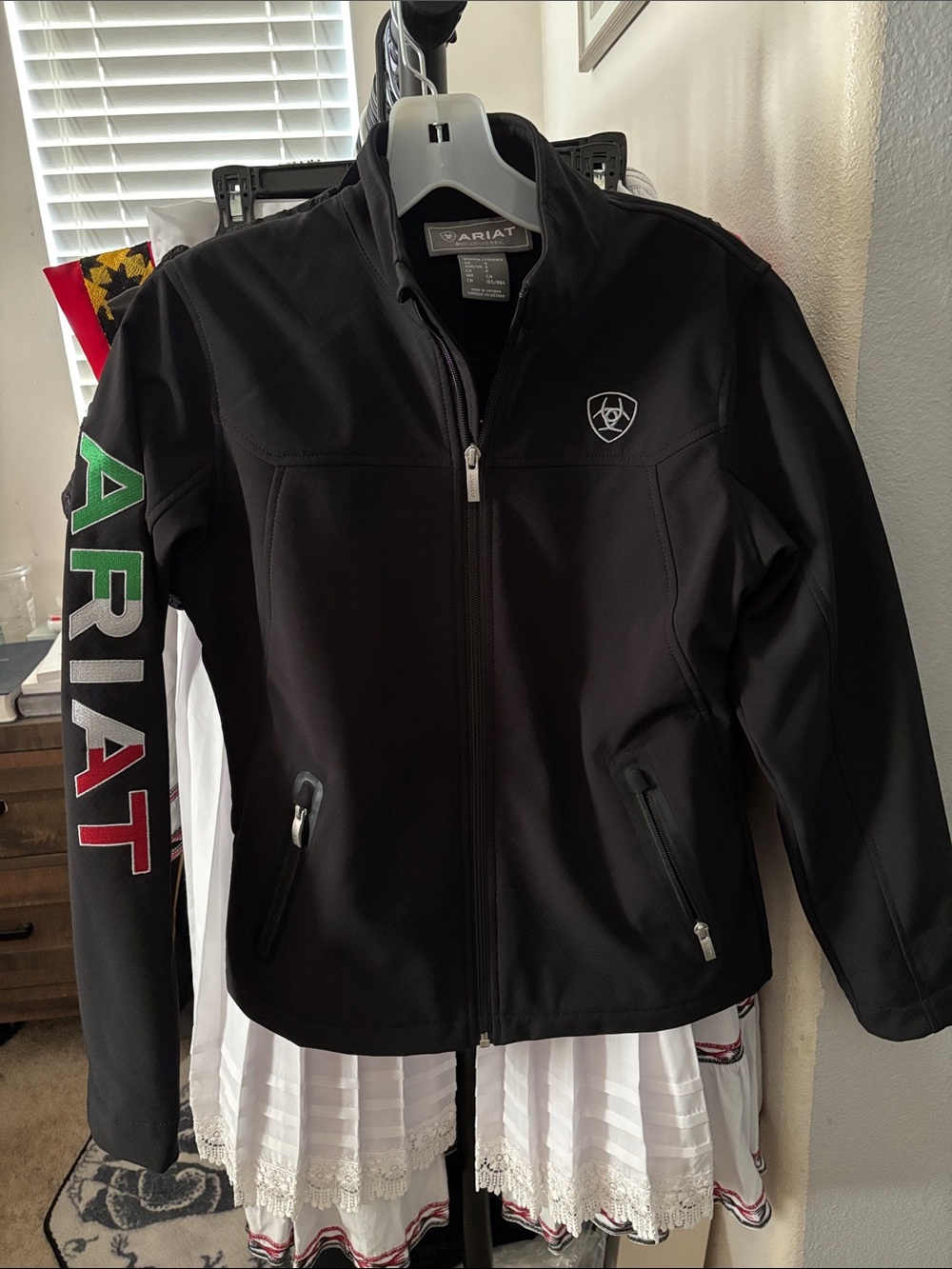 Ariat Black Utility Softshell Jacket with Branded Sleeve